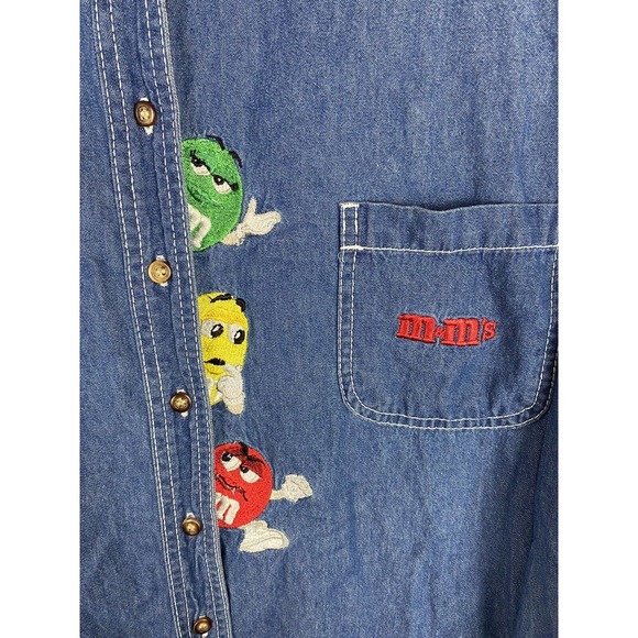 Vintage 90s M&M Candy Button Blue Denim Shirt Size Medium Chambray - Picture 3 of 6